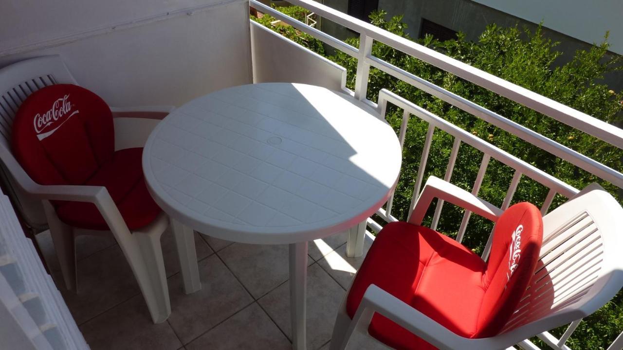 חוואר Apartments And Rooms With Parking Space Hvar - 15378 מראה חיצוני תמונה