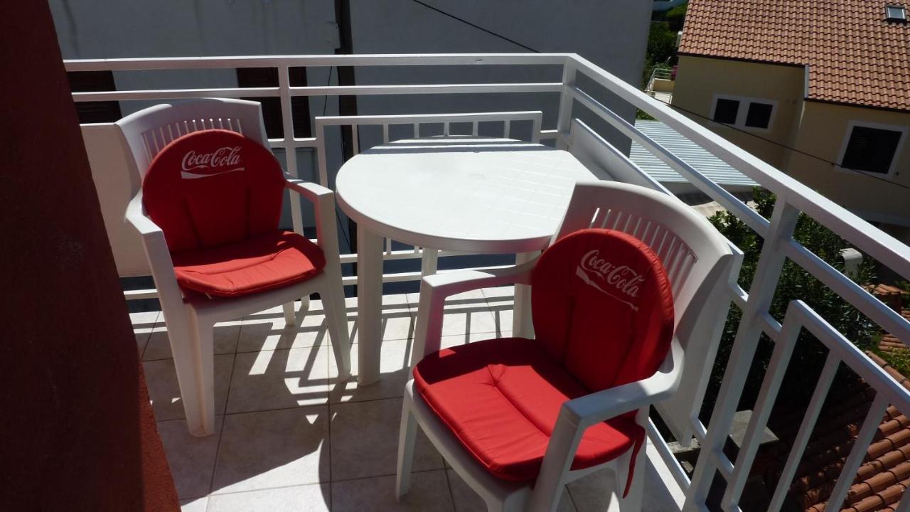 חוואר Apartments And Rooms With Parking Space Hvar - 15378 מראה חיצוני תמונה